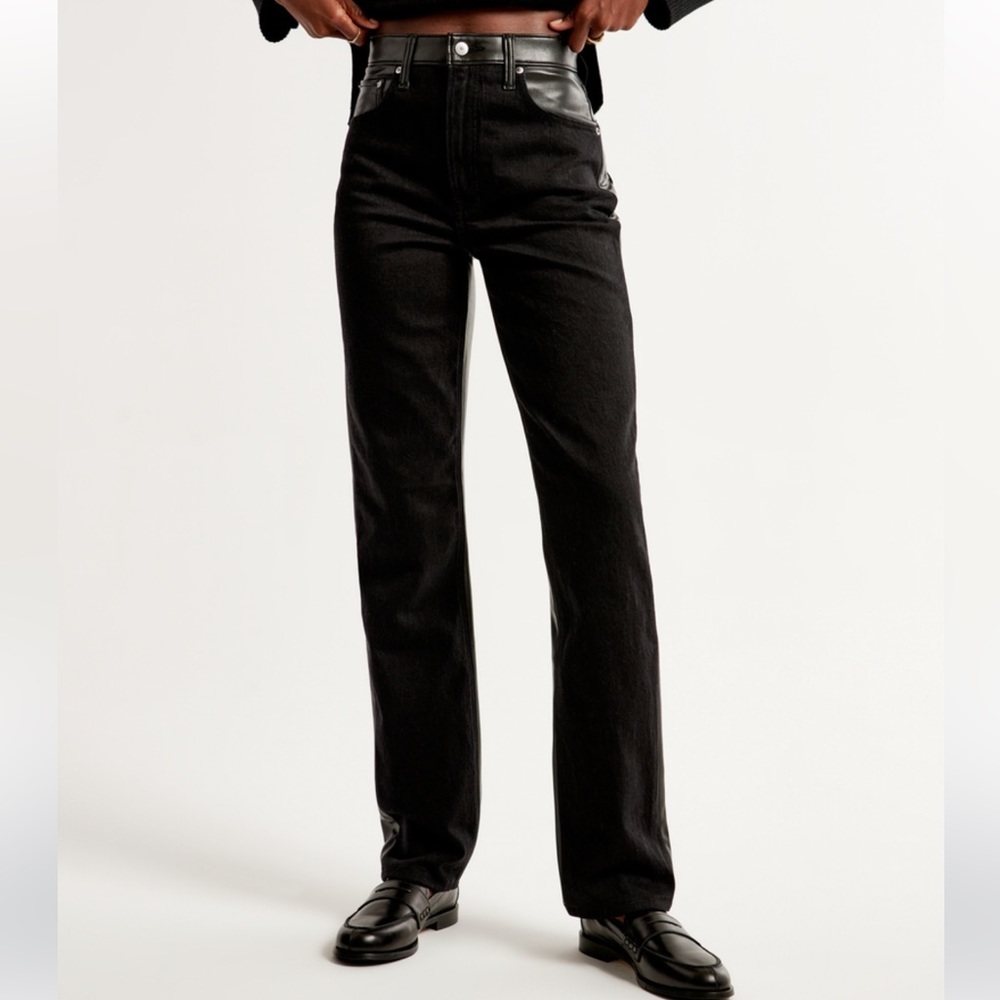 Abercrombie Ankle Straight Jeans- Black/Leather